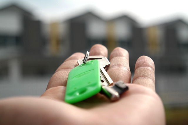 Does Paying Rent Help Your Credit Score? Rent Reporting Explained